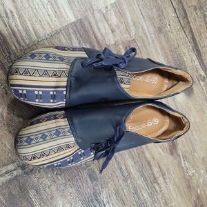 gracosy Classic Loafer Flat for Women, Leather Lace-up Shoes Outdoor Anti Slip